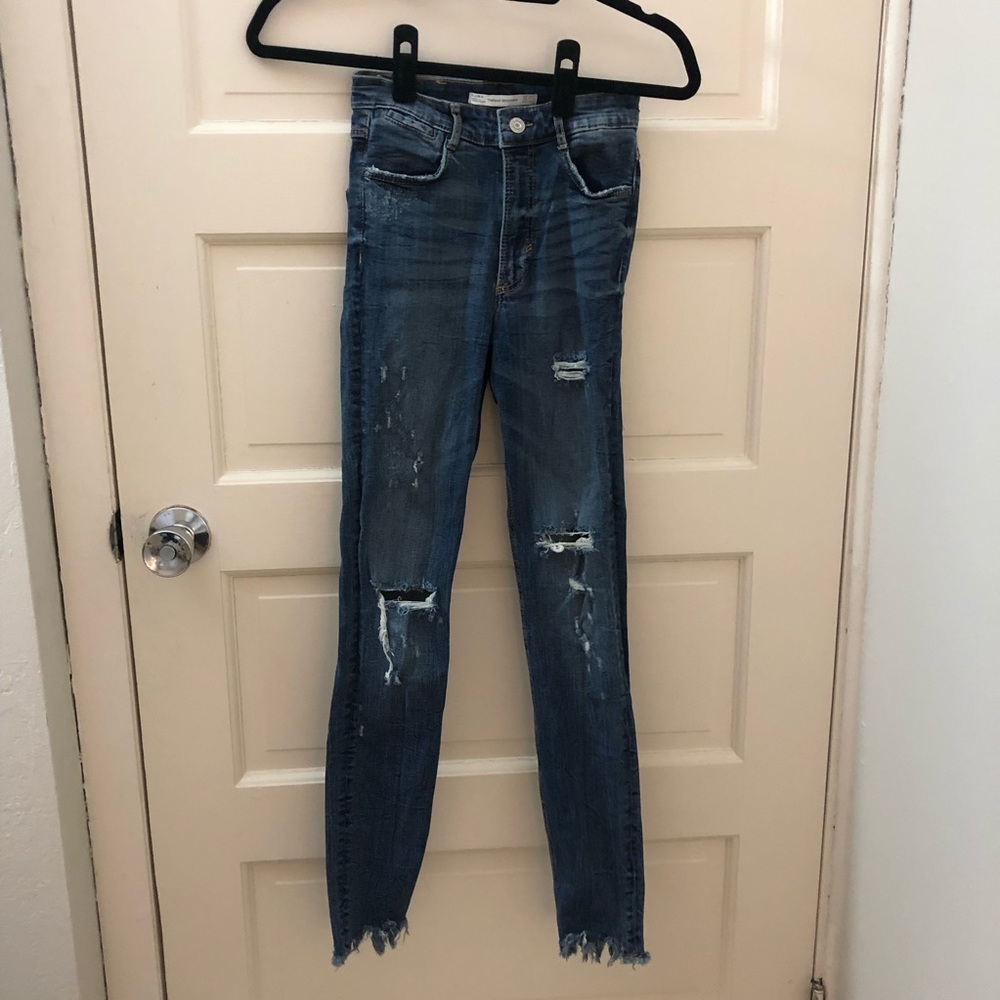 Zara Distressed Blue Jeans, size 0